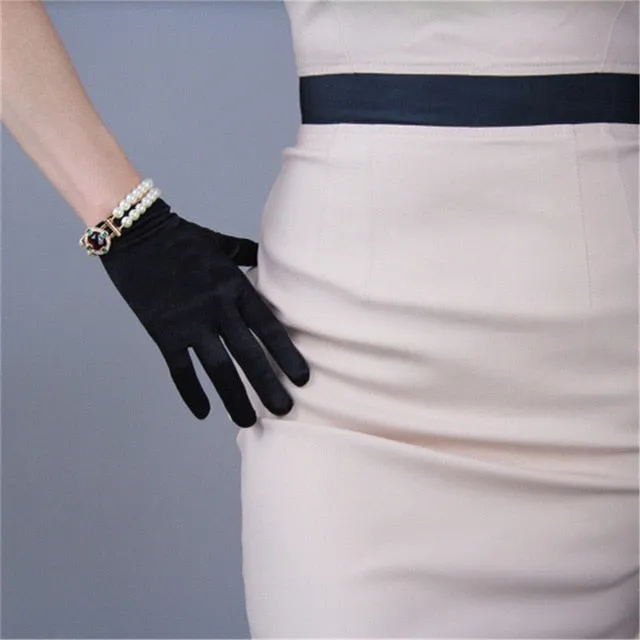 Silk Gloves 22cm Elastic Silk Satin Pearl Milk White Female Short Sunscreen Gloves SCB22